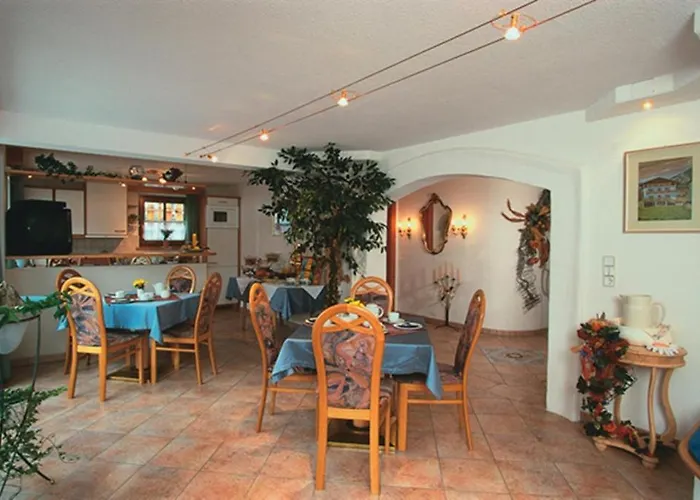 Haus Romantika 3* אומהאוזן