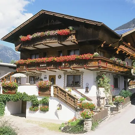 Haus Romantika 3*